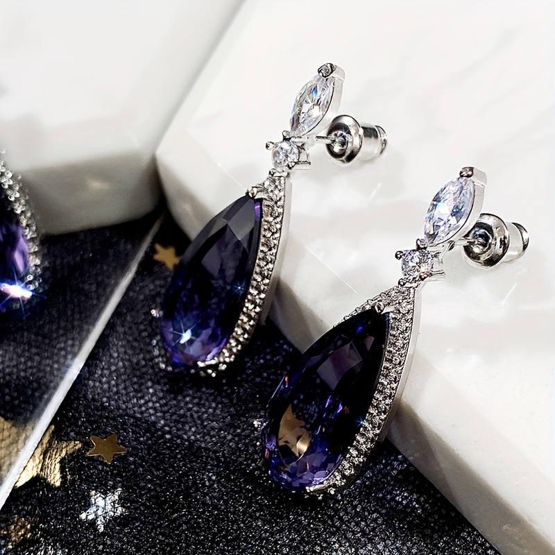 Luxury Women's Water Drop Shape Earrings, Elegant Design